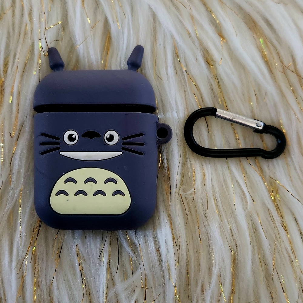 AirPods Case - Picture 4 of 5